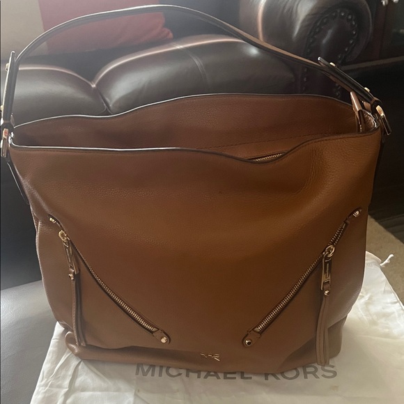 Michael Kors Tan Leather Shoulder Bag - Picture 1 of 1